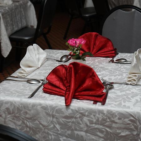 Hotel Nouzha Фес Екстер'єр фото