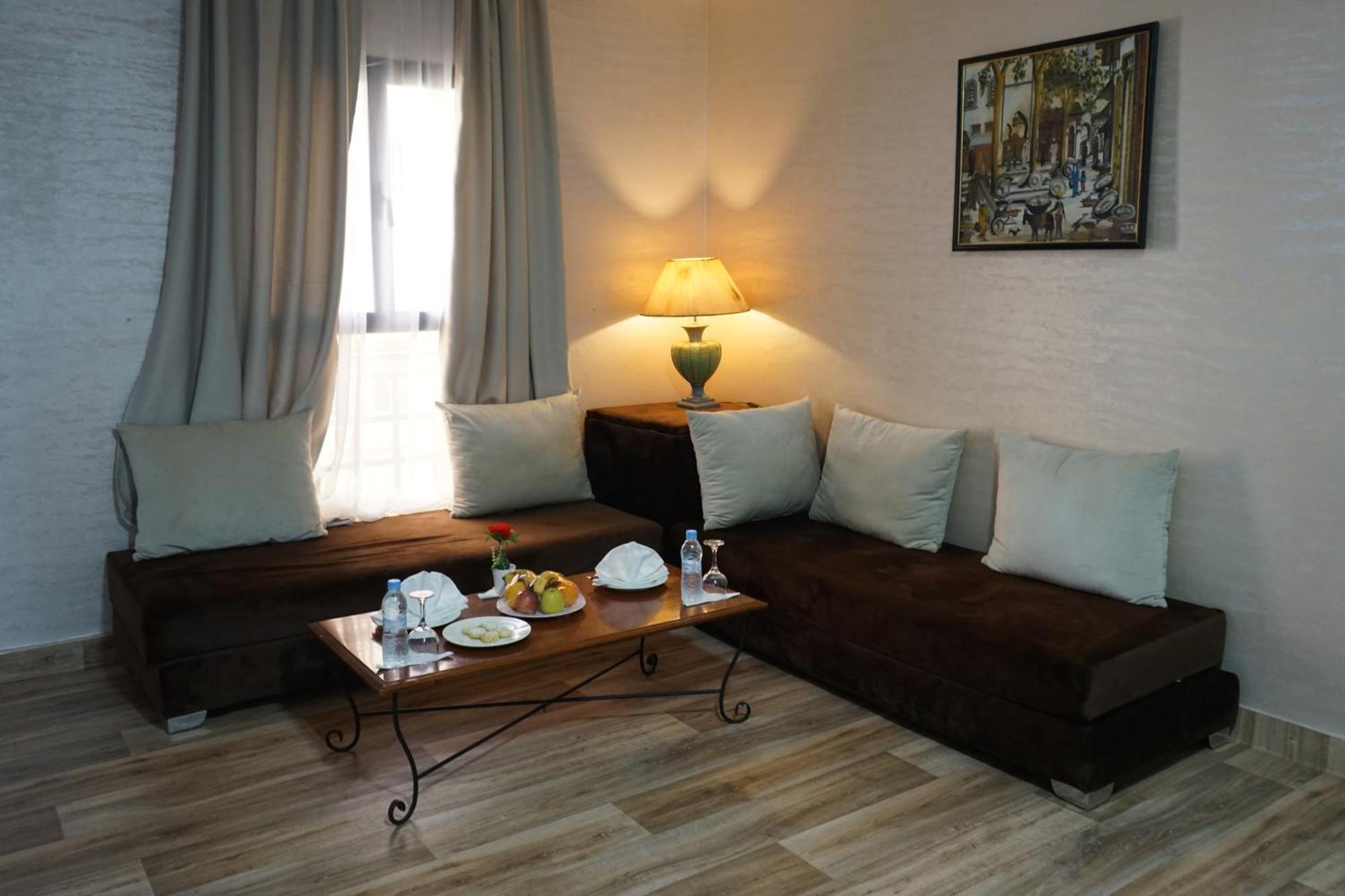 Hotel Nouzha Фес Екстер'єр фото