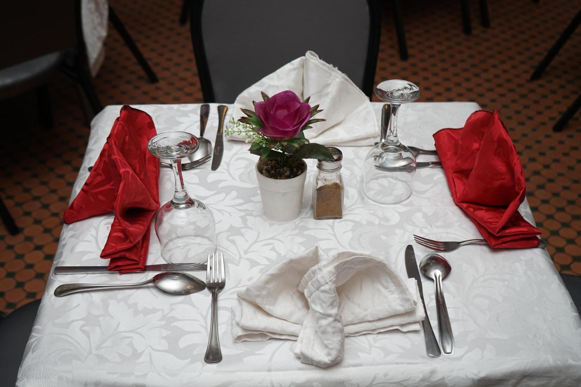 Hotel Nouzha Фес Екстер'єр фото