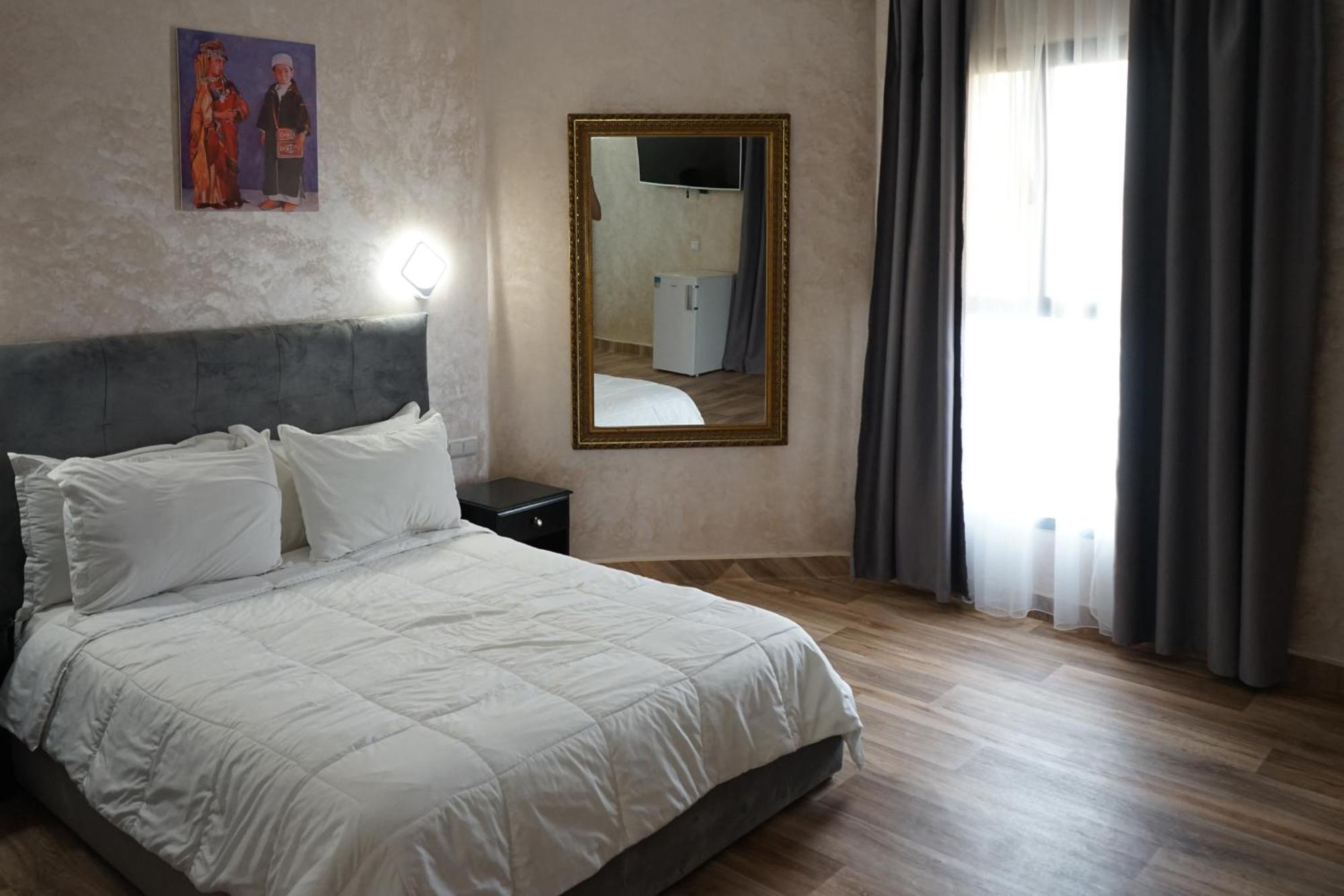 Hotel Nouzha Фес Екстер'єр фото