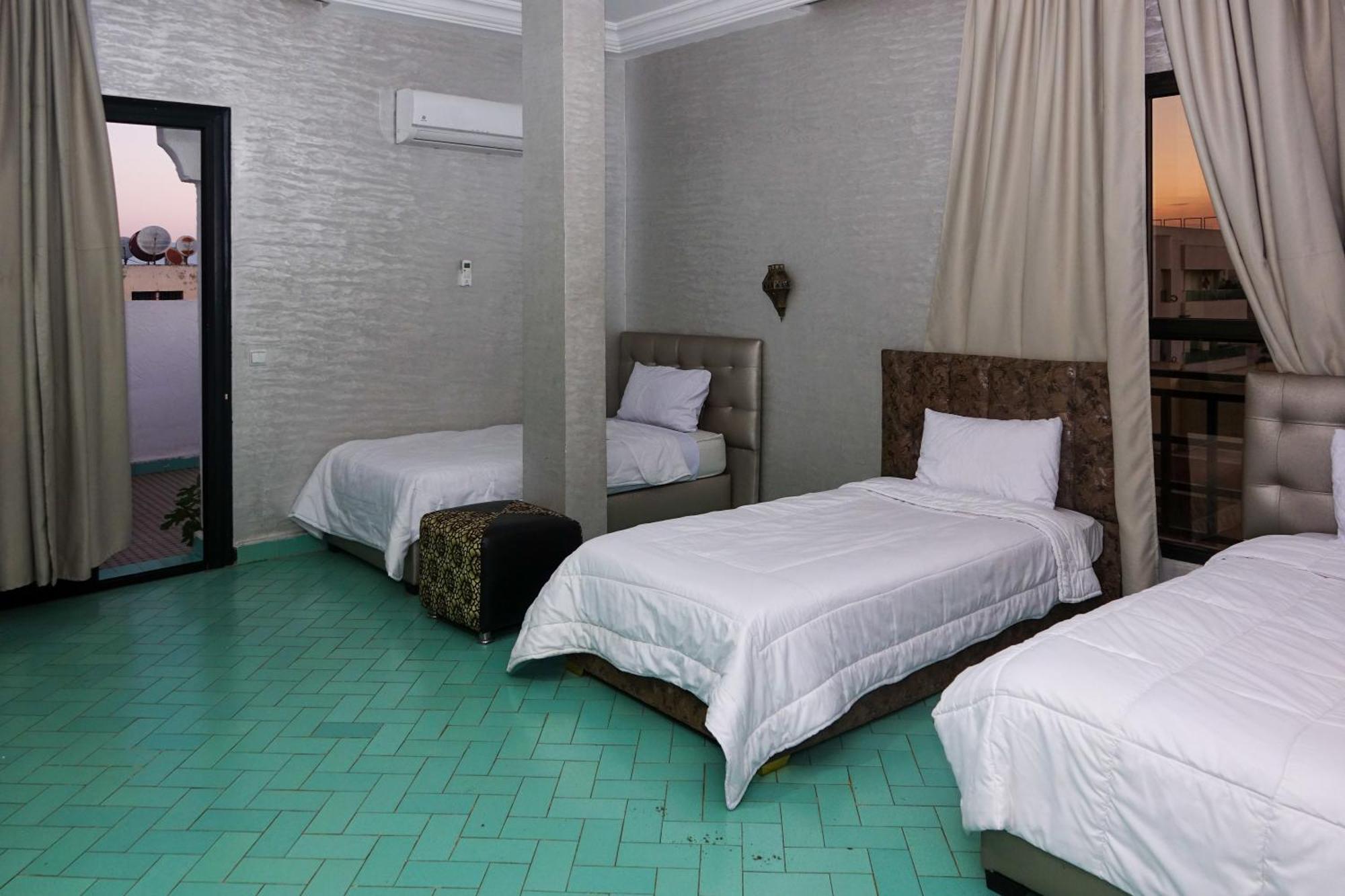 Hotel Nouzha Фес Екстер'єр фото